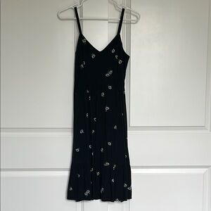 Old Navy Black Floral Smocked Slip Midi Dress small petite